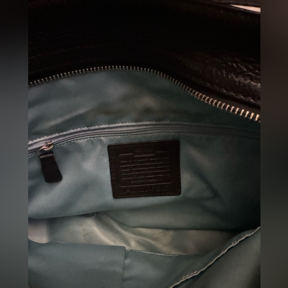 Coach purse - Picture 5 of 7
